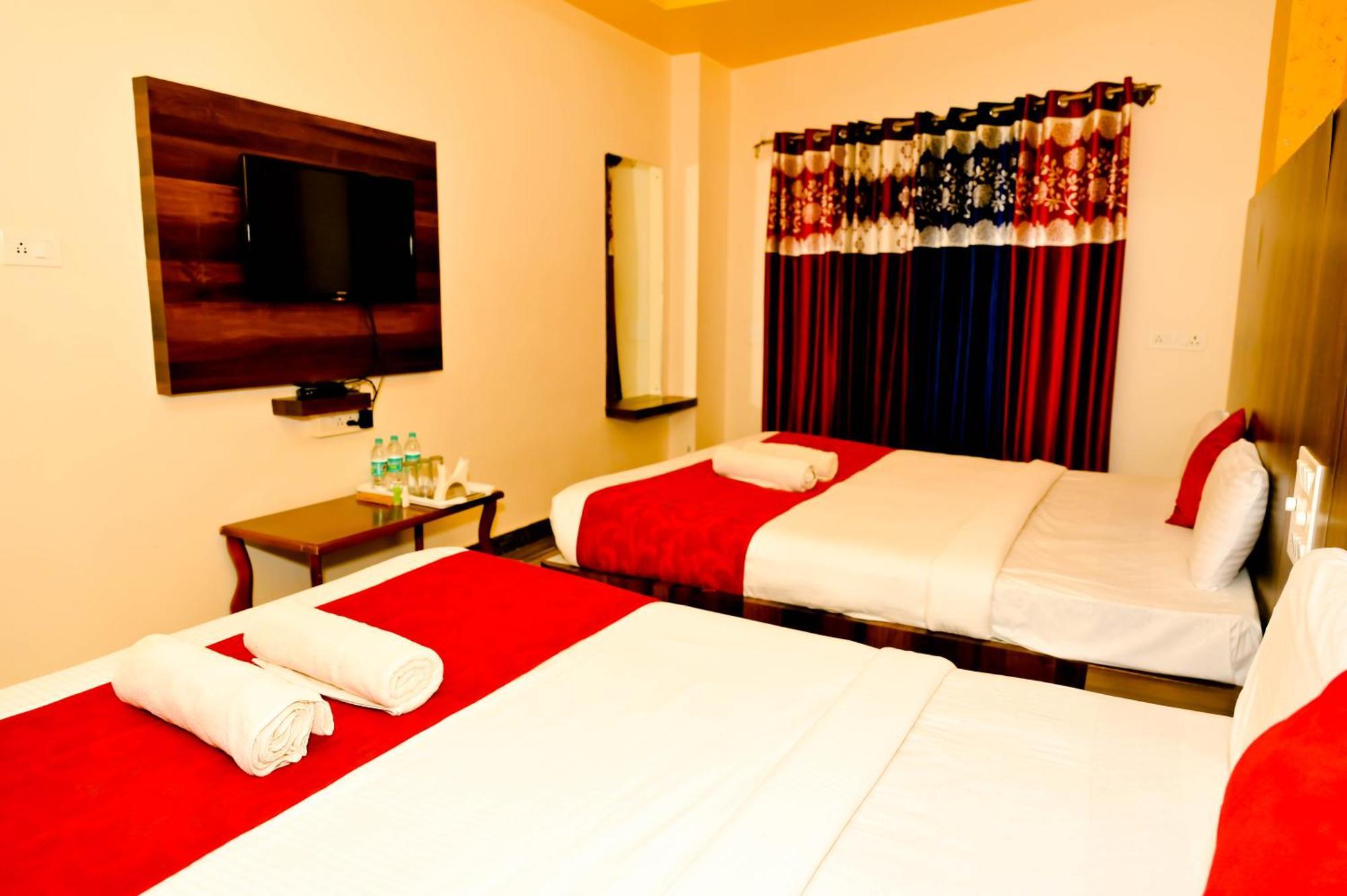 Townhouse Mk Hotel Chikmagalūr Kültér fotó