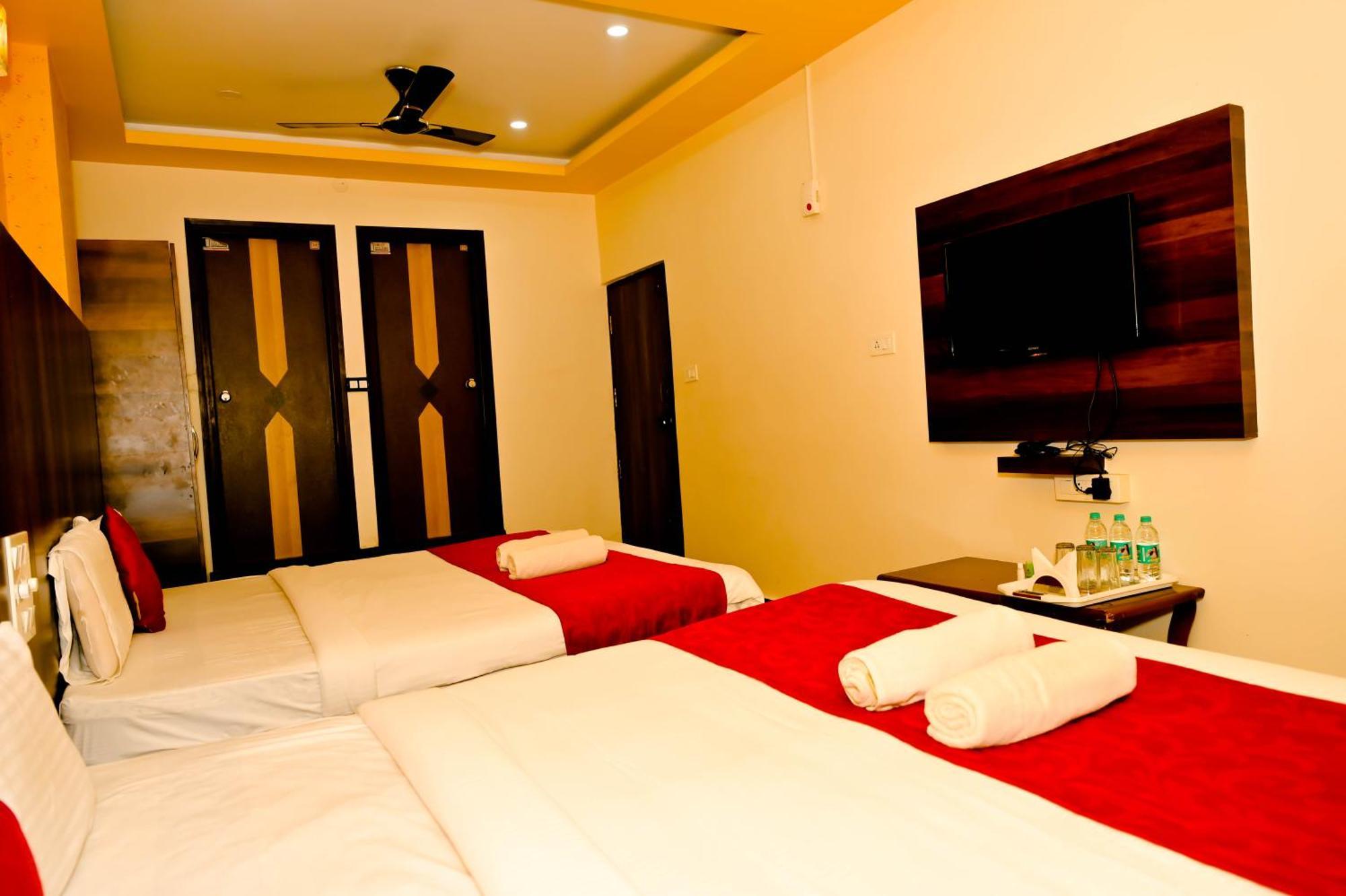 Townhouse Mk Hotel Chikmagalūr Kültér fotó