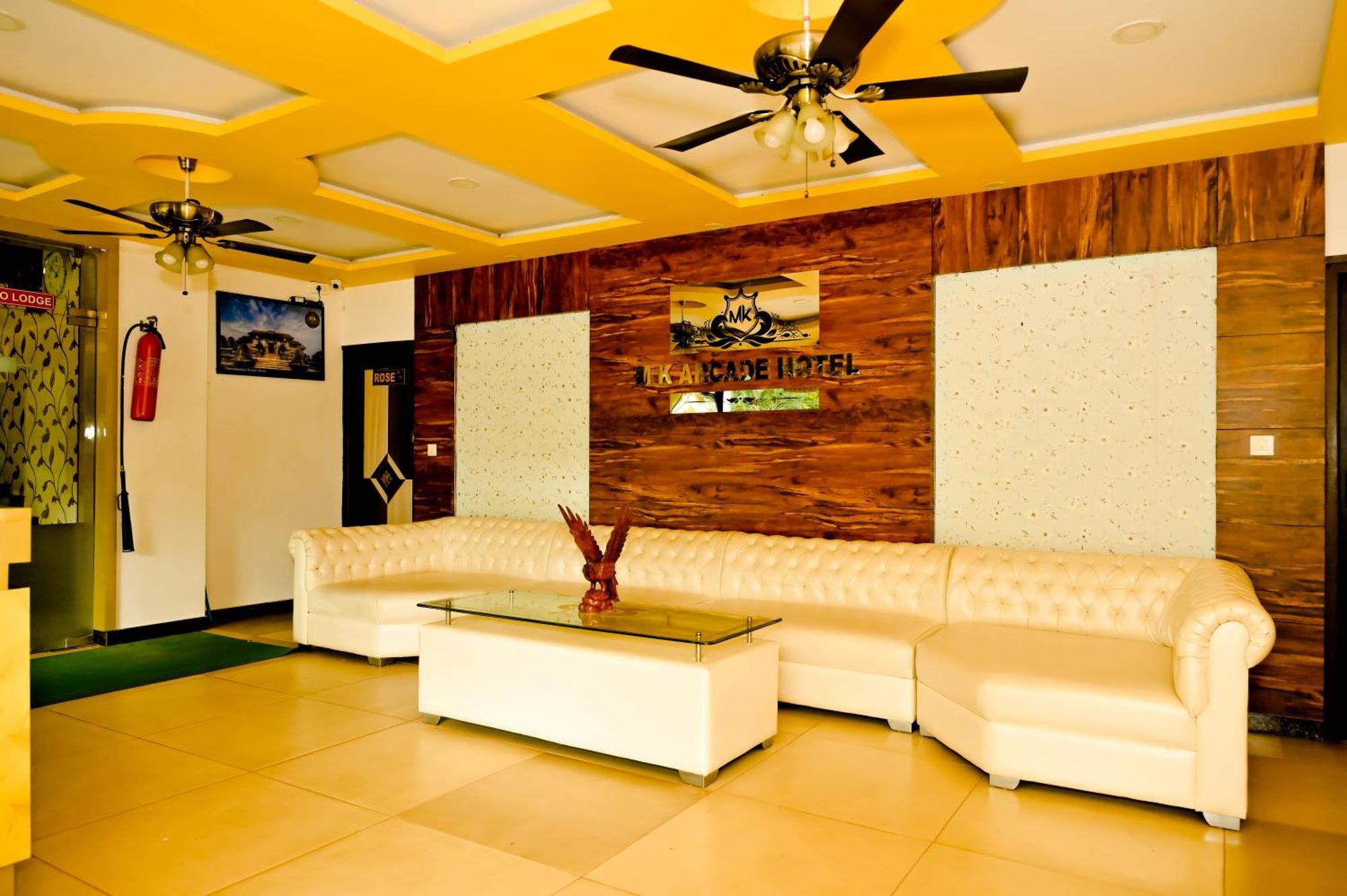Townhouse Mk Hotel Chikmagalūr Kültér fotó