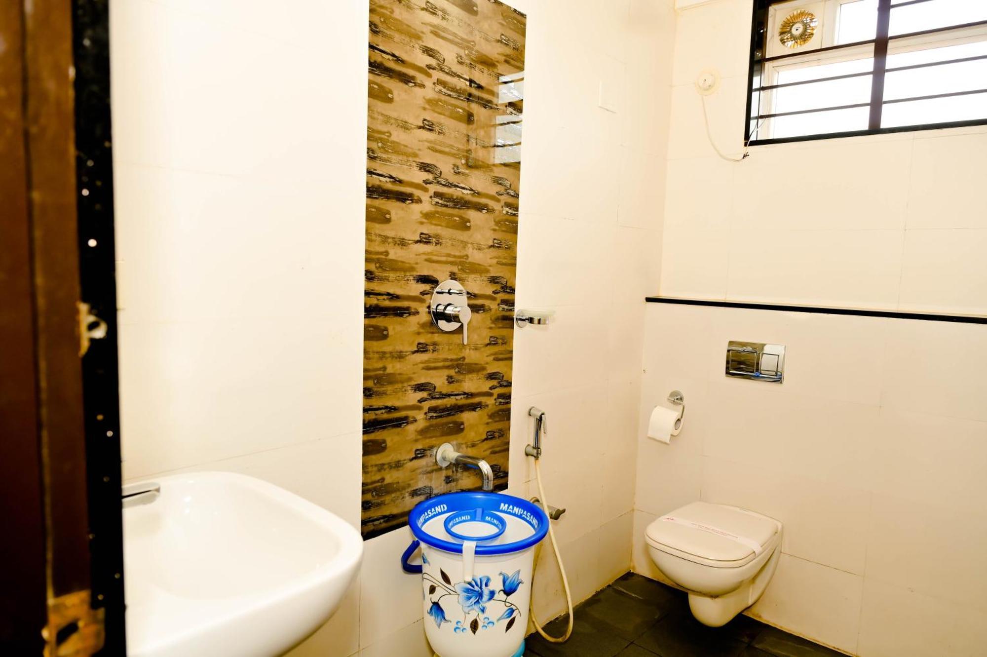Townhouse Mk Hotel Chikmagalūr Kültér fotó