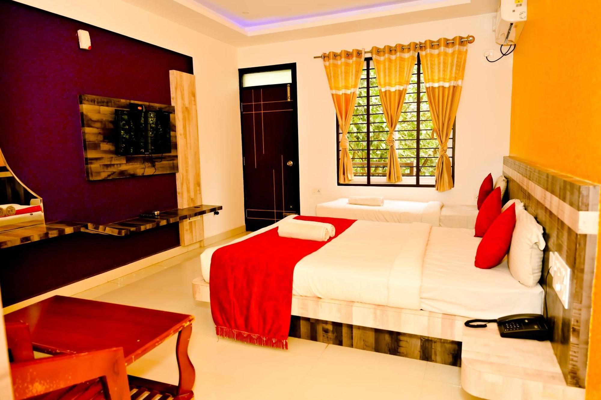 Townhouse Mk Hotel Chikmagalūr Kültér fotó