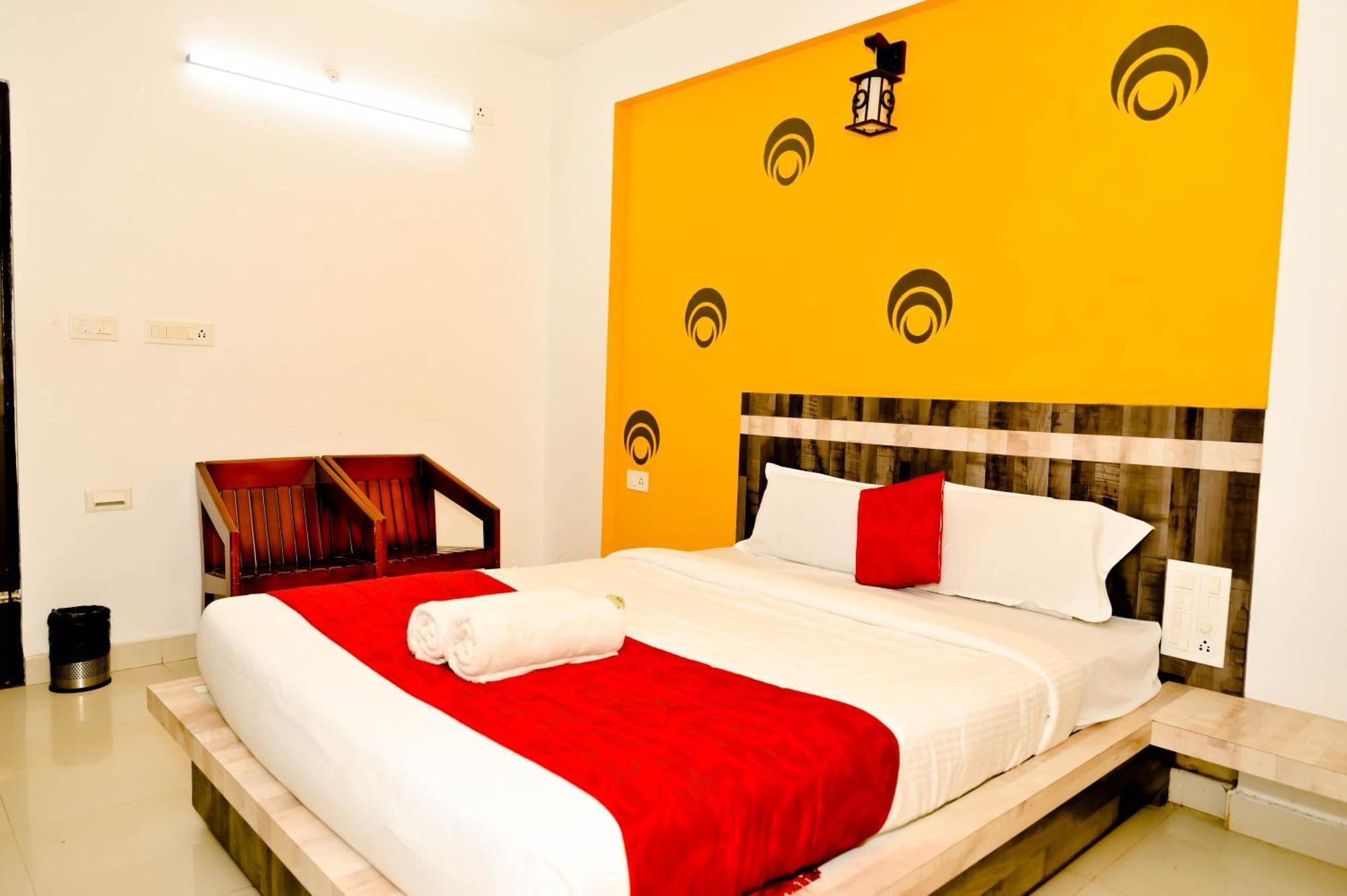 Townhouse Mk Hotel Chikmagalūr Kültér fotó