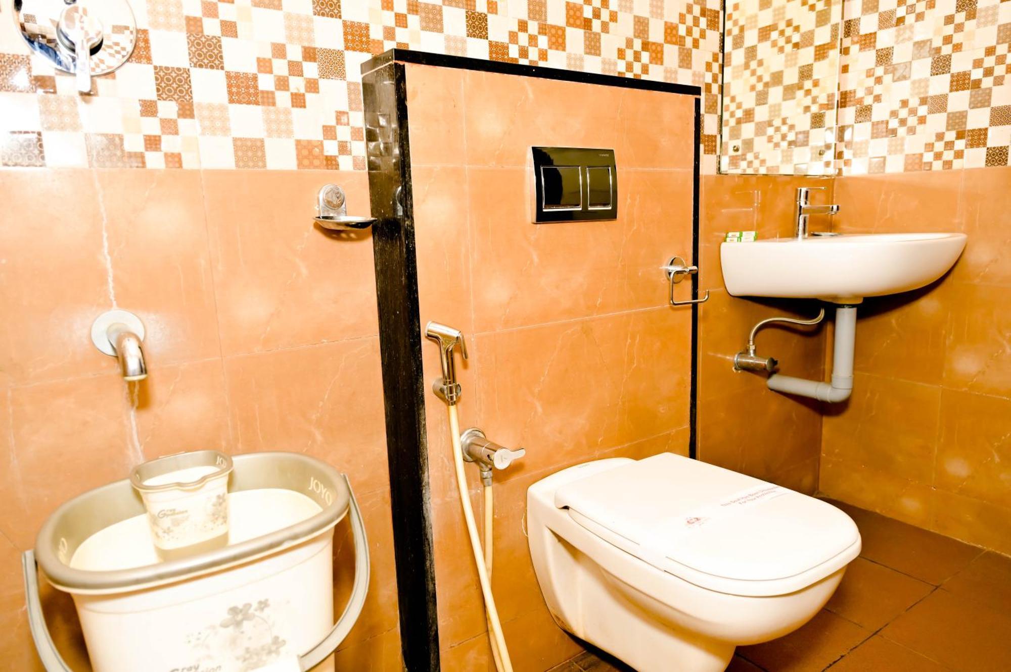 Townhouse Mk Hotel Chikmagalūr Kültér fotó