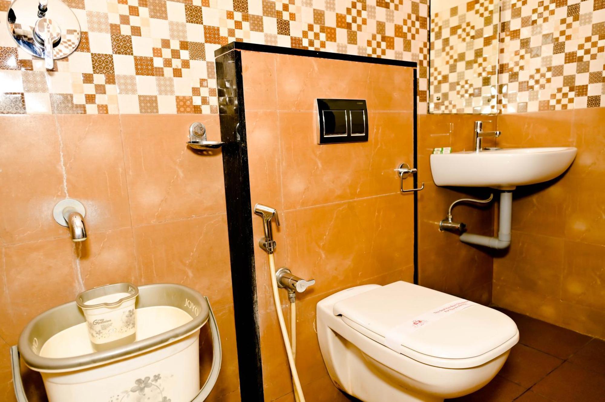 Townhouse Mk Hotel Chikmagalūr Kültér fotó